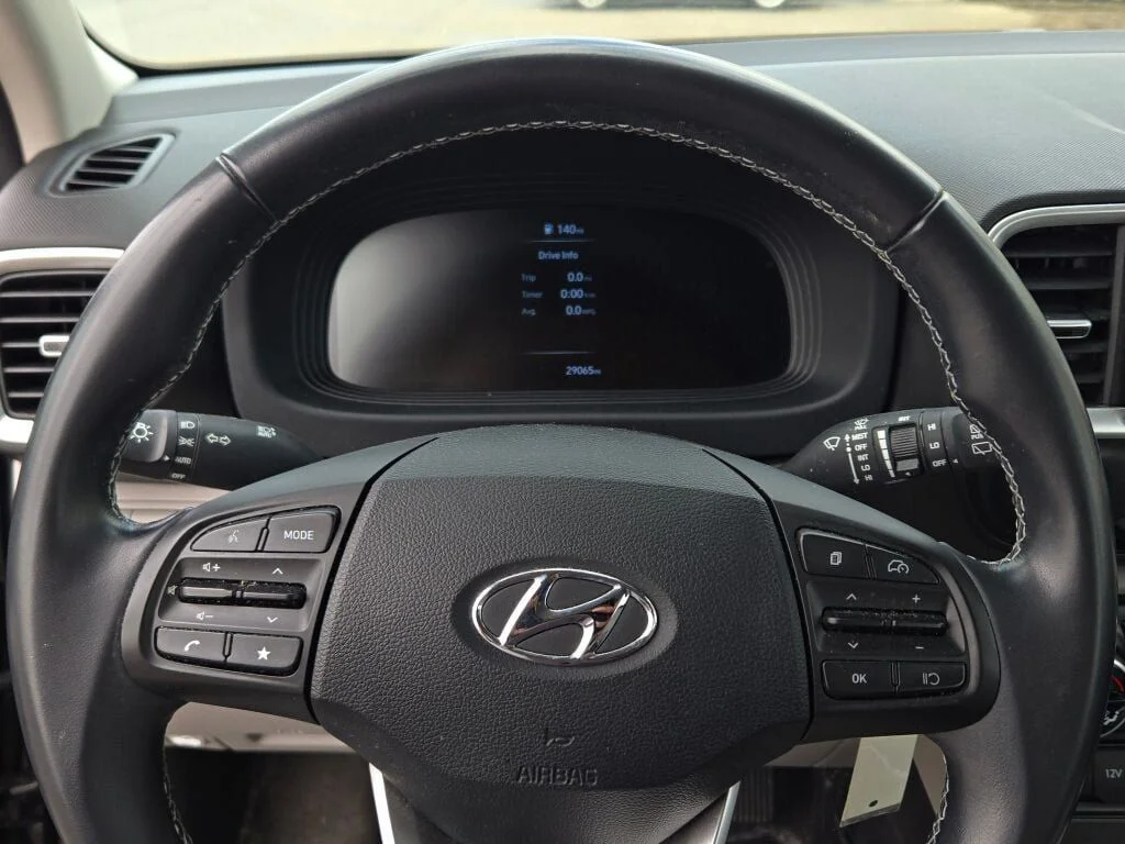 2023 Hyundai Venue SEL - Photo 29