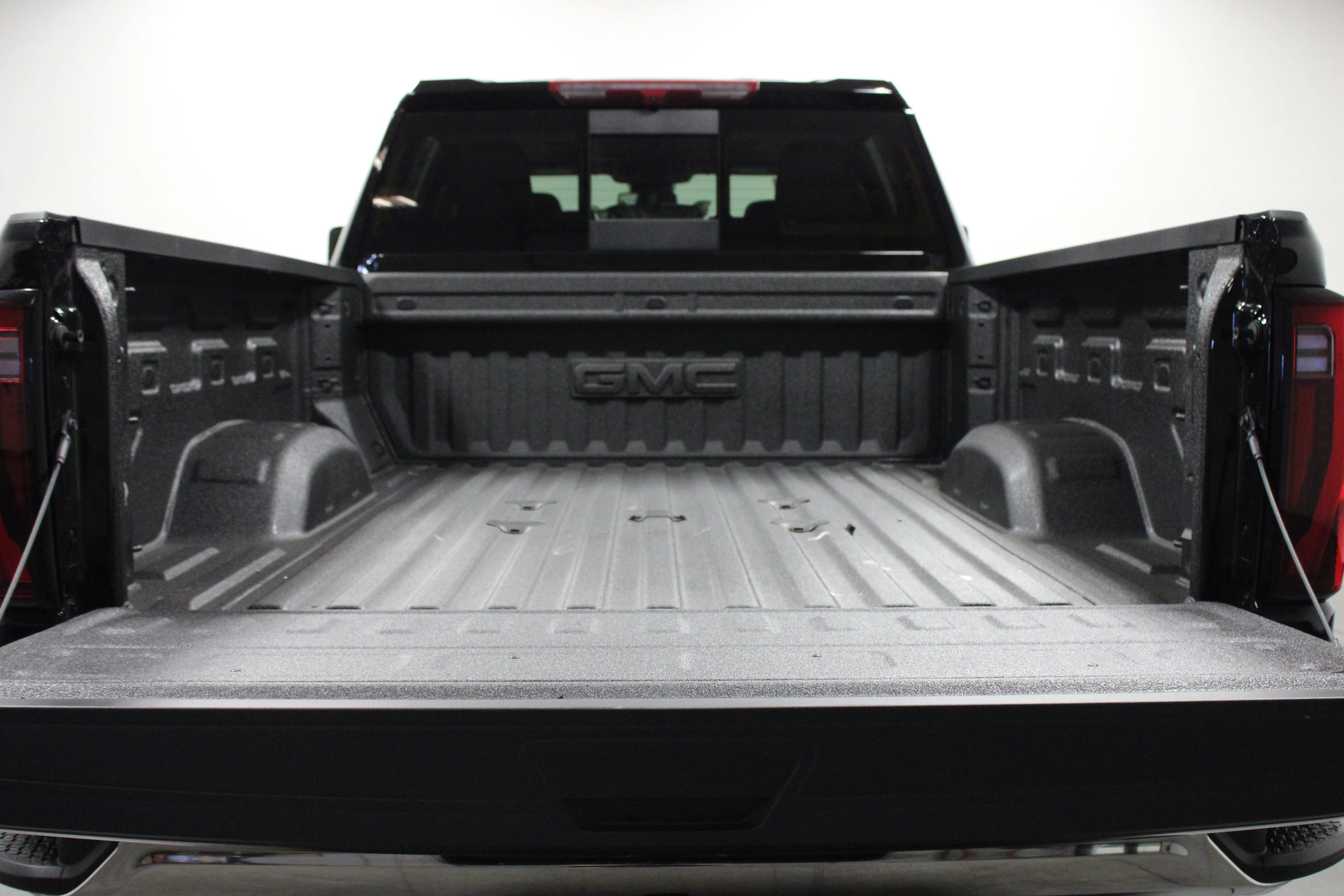 New 2026 Onyx Black GMC SLT image 14