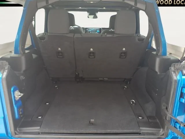Used 2024  Jeep Rubicon image 29