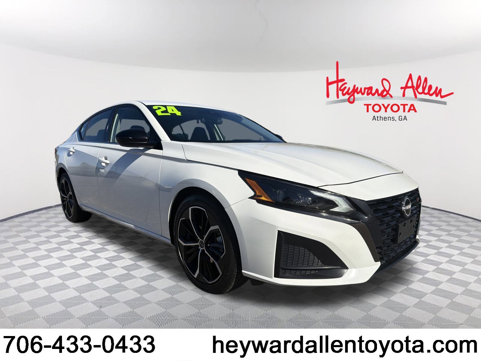 2024 Nissan Altima SR