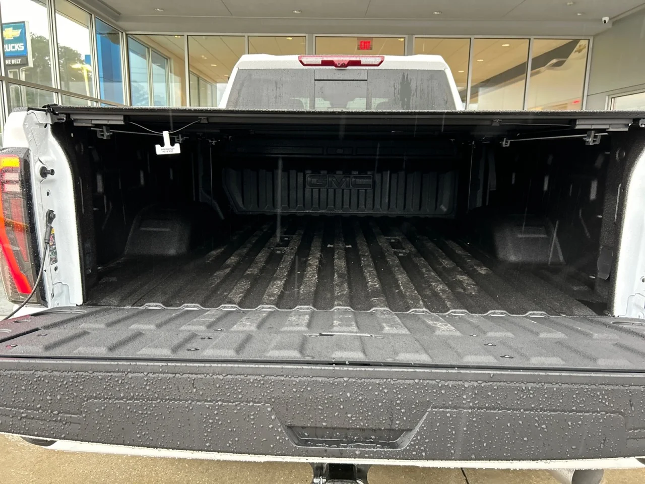 New 2026 Summit White GMC AT4 image 7