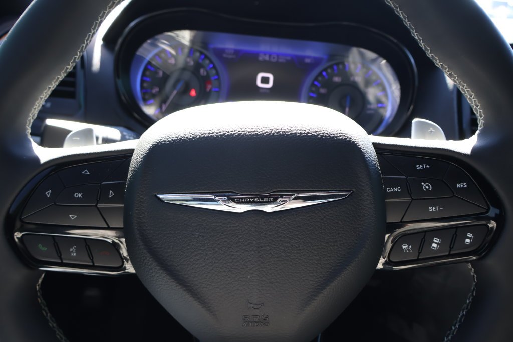 2023 Chrysler 300 S - Photo 20