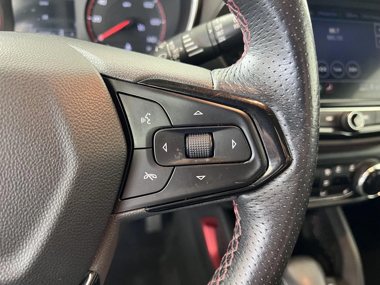 Used 2021 Satin Steel Metallic Chevrolet RS image 11