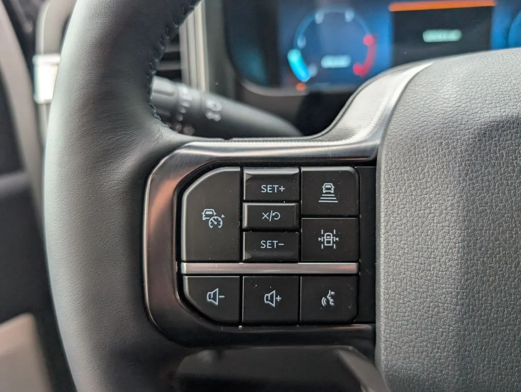 New 2026 Star White Metallic Tri-Coat Ford F-250® Platinum® image 14