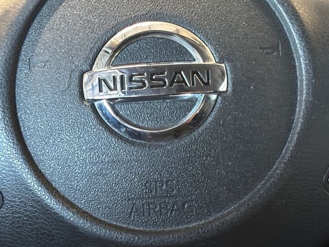 Used 2018 White Nissan SR image 12