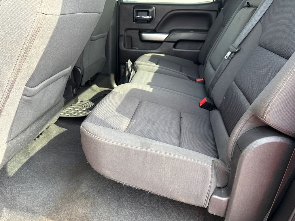 Used 2018 Red Chevrolet LT image 20