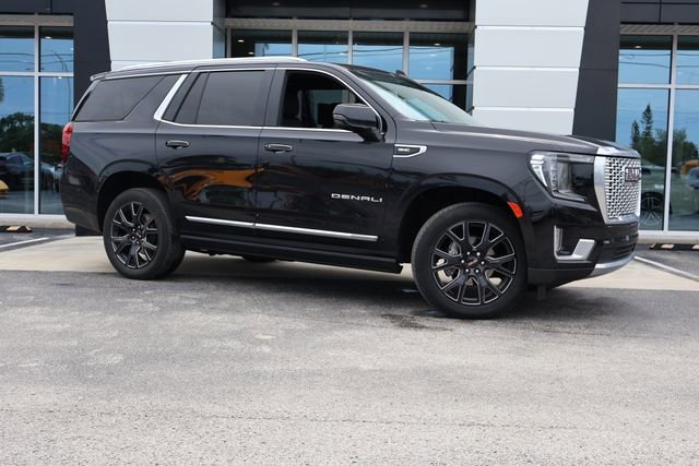 Used 2024 Onyx Black GMC Denali image 2