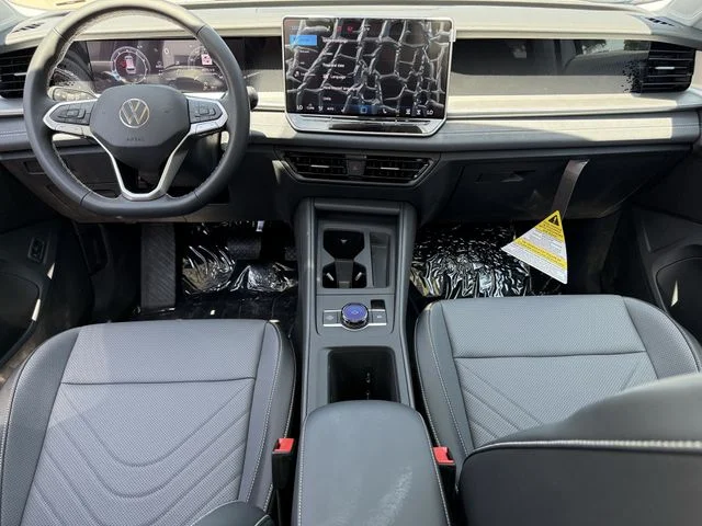 New 2026 White Volkswagen 2.0T SE image 7