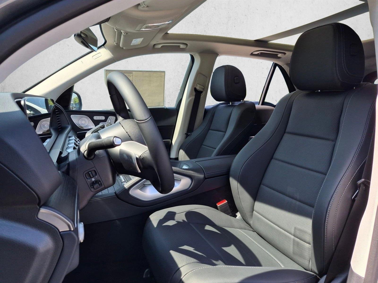 New 2026 Selenite Grey Metallic Mercedes-Benz GLE450 image 4