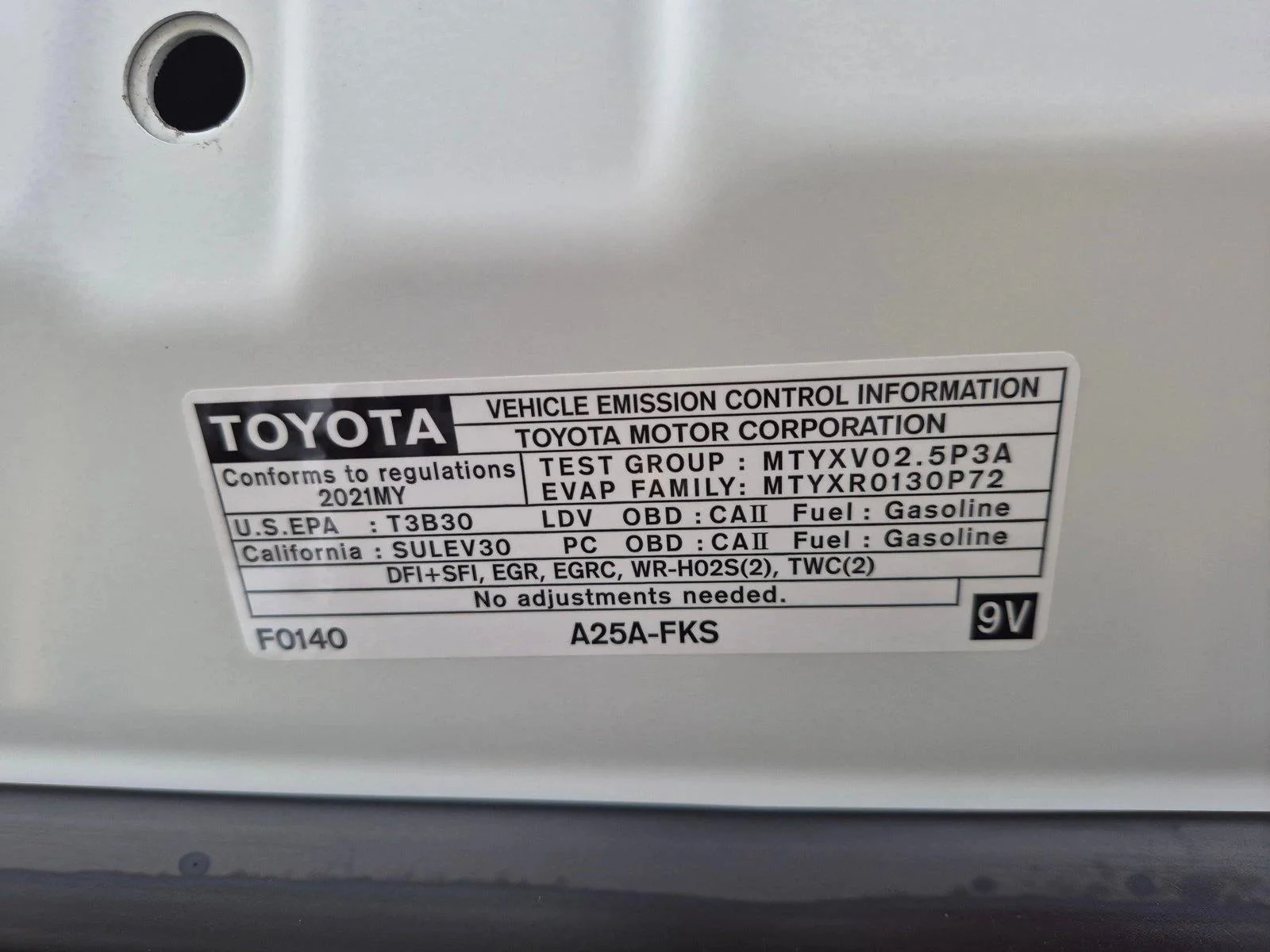 Used 2021 Super White Toyota LE image 23