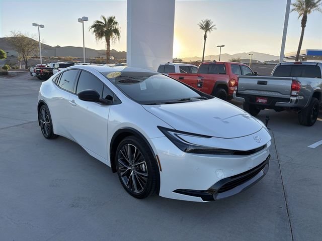 2026 Toyota Prius XLE - Photo 3