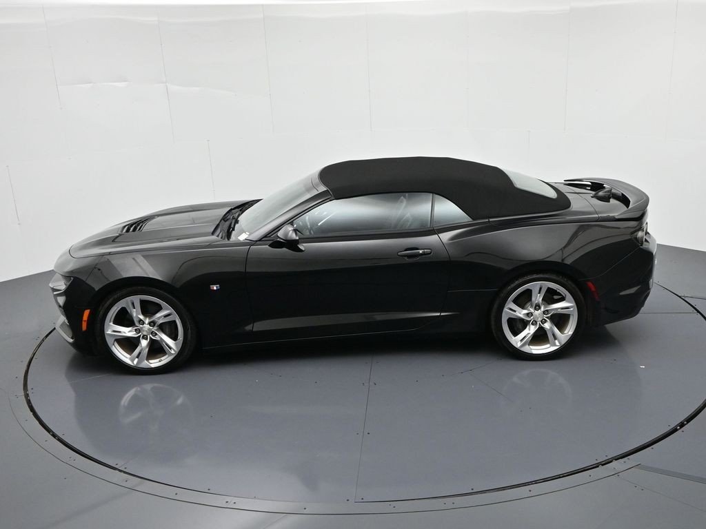 Used 2019 Black Chevrolet 2dr Conv SS w/2SS image 20