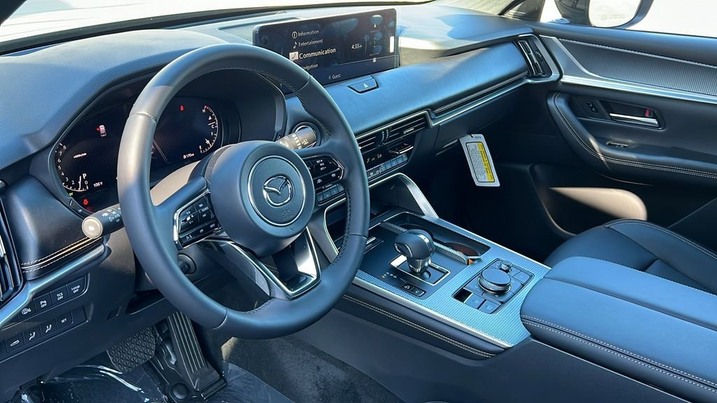 2025 Mazda CX-70 Premium Package - Photo 18
