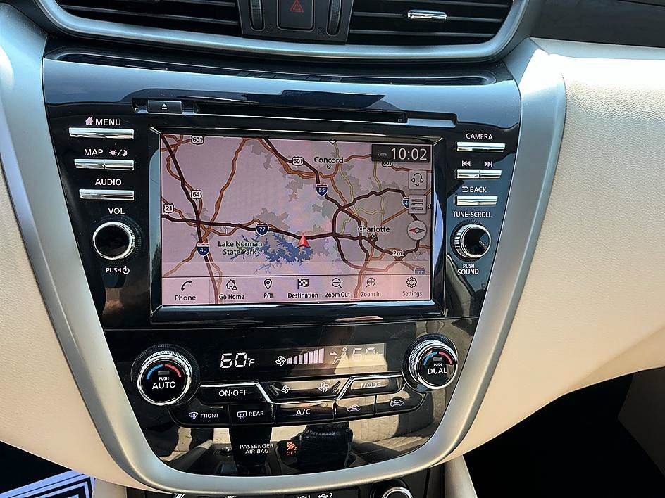 Used 2019 Pearl White Tricoat Nissan Platinum image 18
