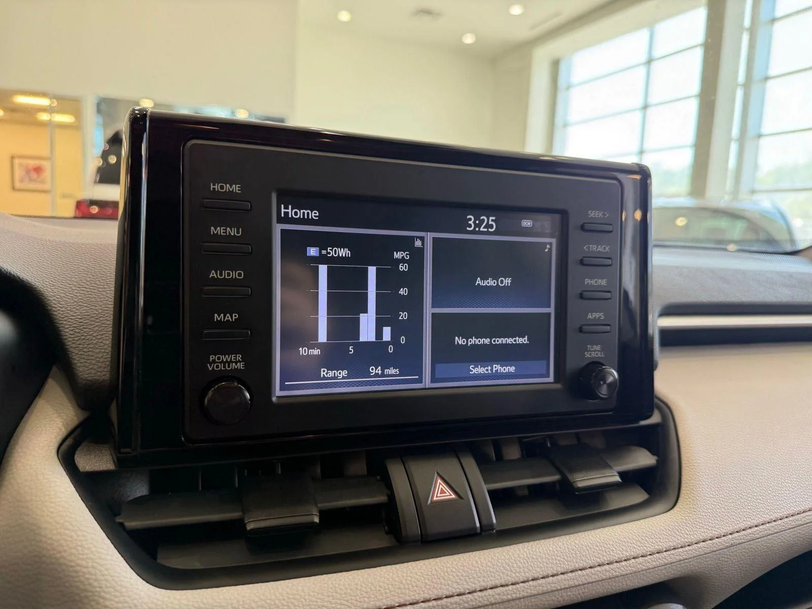 Used 2019 Magnetic Gray Metallic Toyota XLE image 5