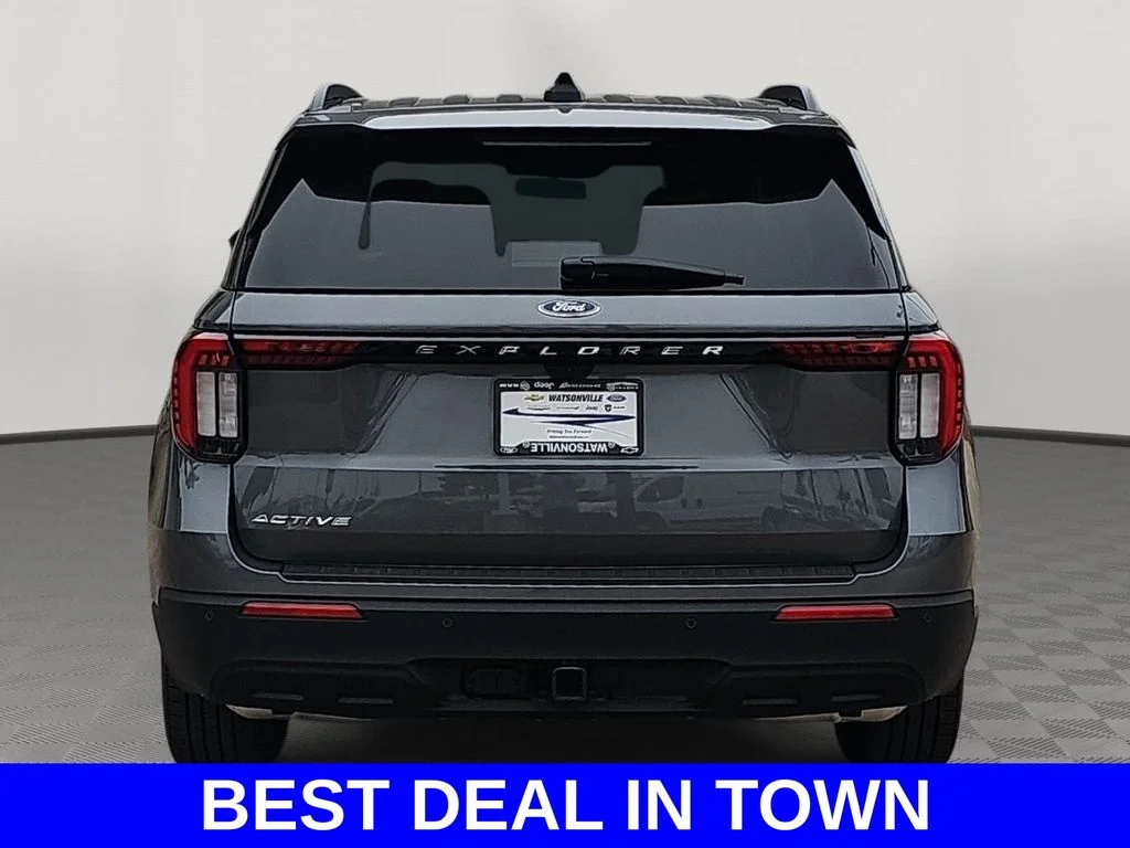 New 2026 Carbonized Gray Metallic Ford Active image 4