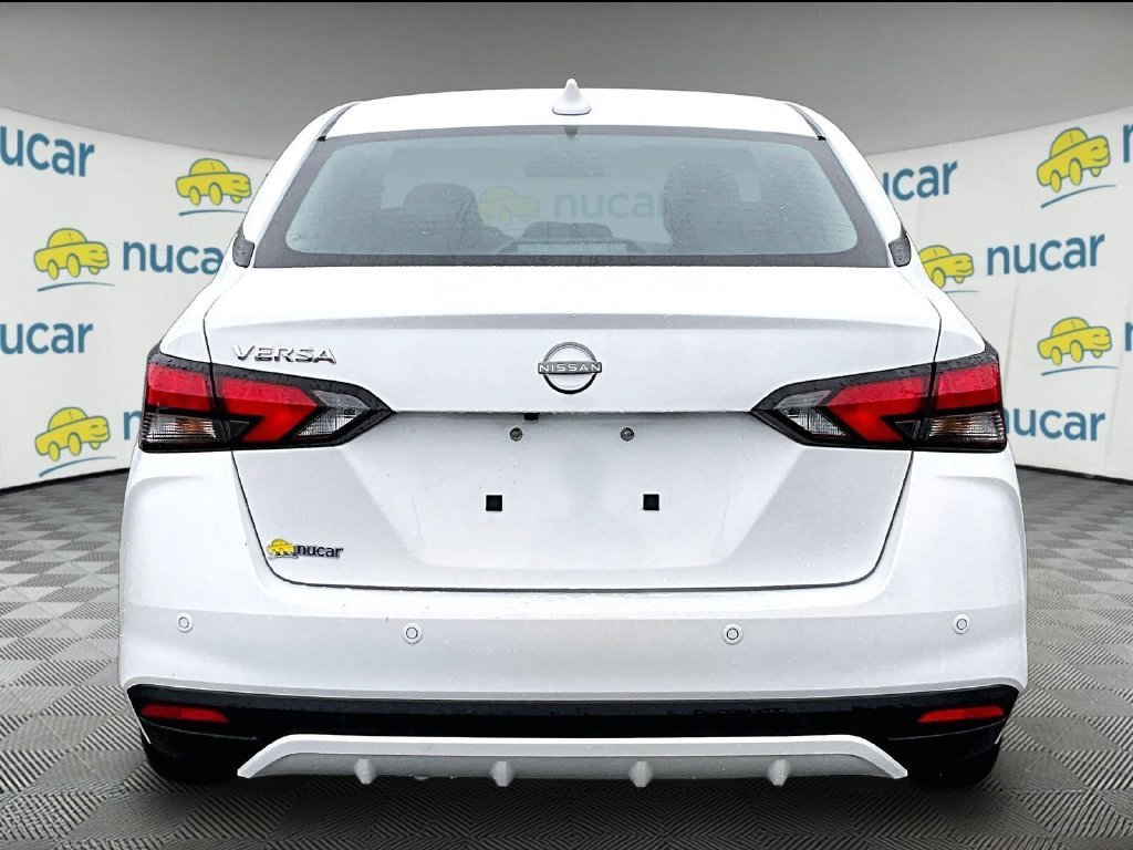 Used 2025 White Nissan 1.6 SV image 5