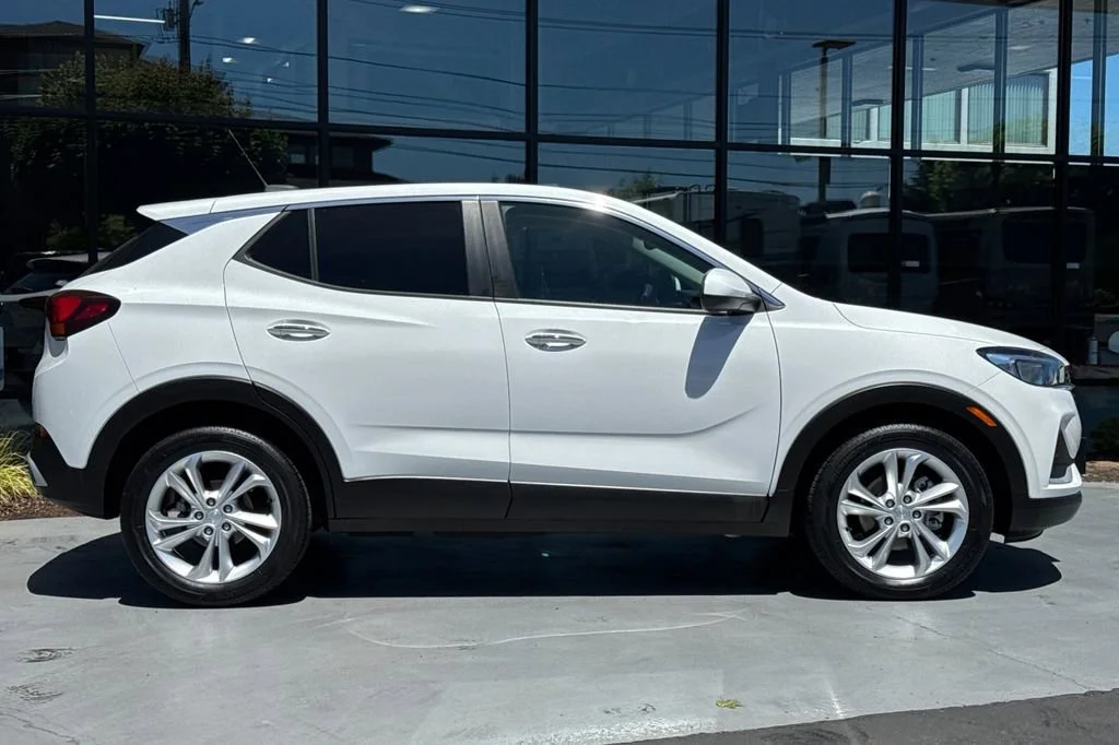 2023 Buick Encore GX Preferred - Photo 3