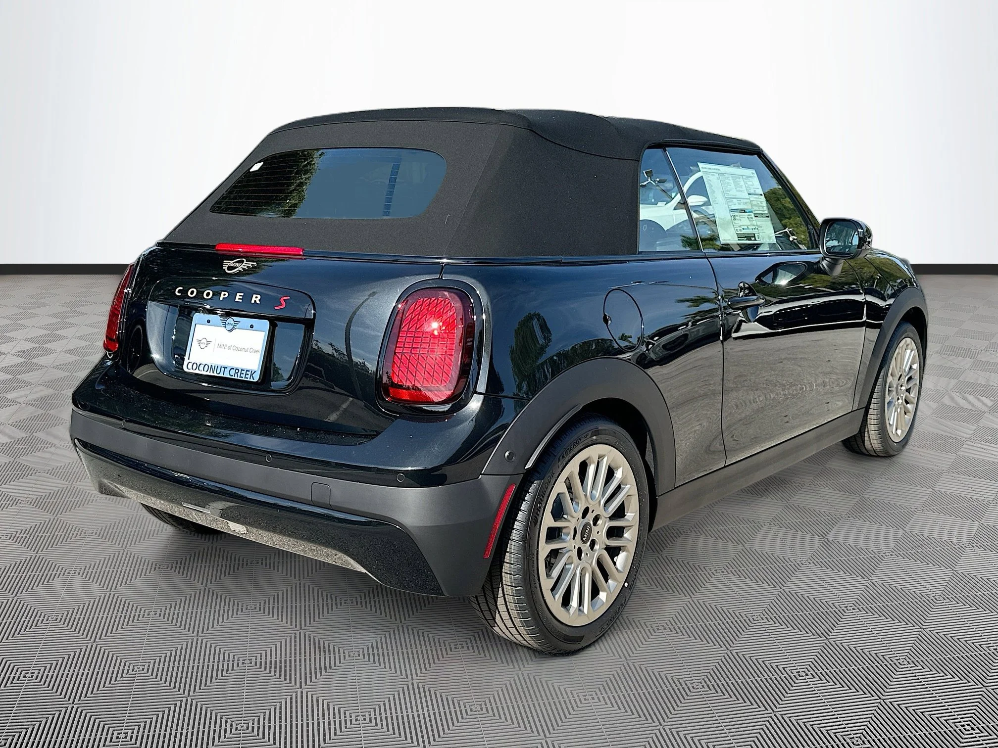 2026 MINI Convertible S - Photo 6