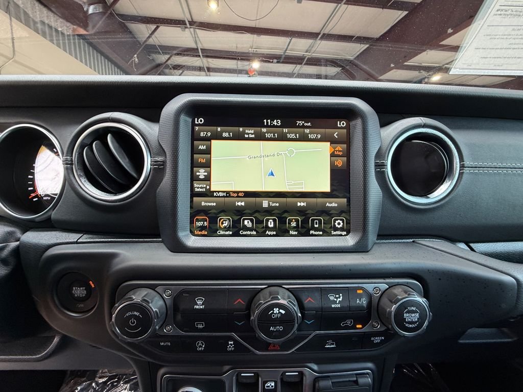 Used 2021 Gray Jeep Overland image 21
