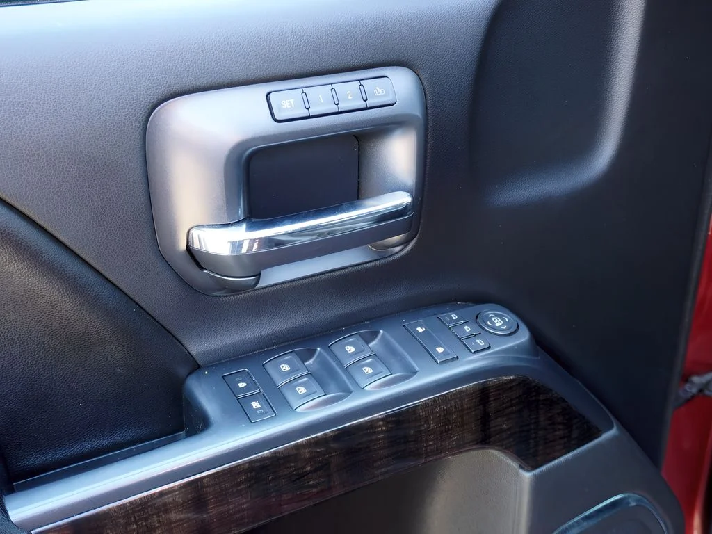 2015 GMC Sierra 2500 Denali HD Denali - Photo 11