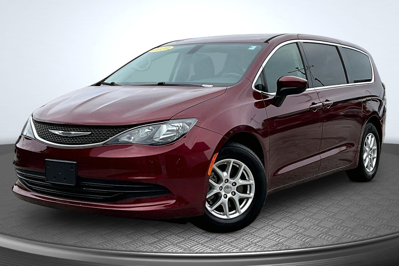 2020 Chrysler Voyager LX