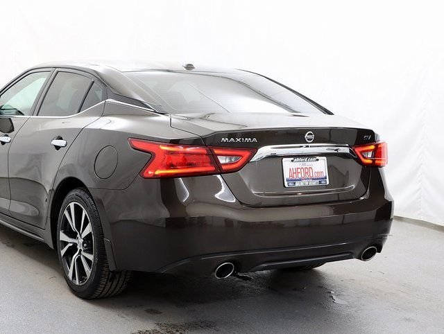 Used 2016 Forged Bronze Nissan 3.5 SV image 7