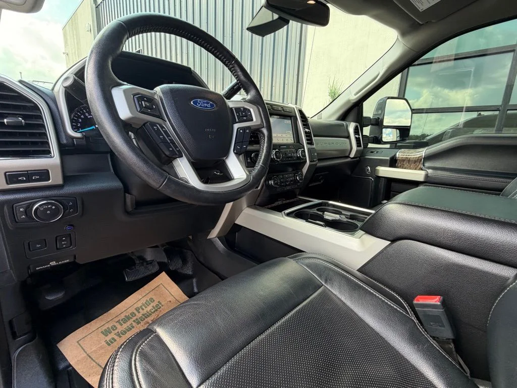 Used 2019 Black Ford Lariat image 11