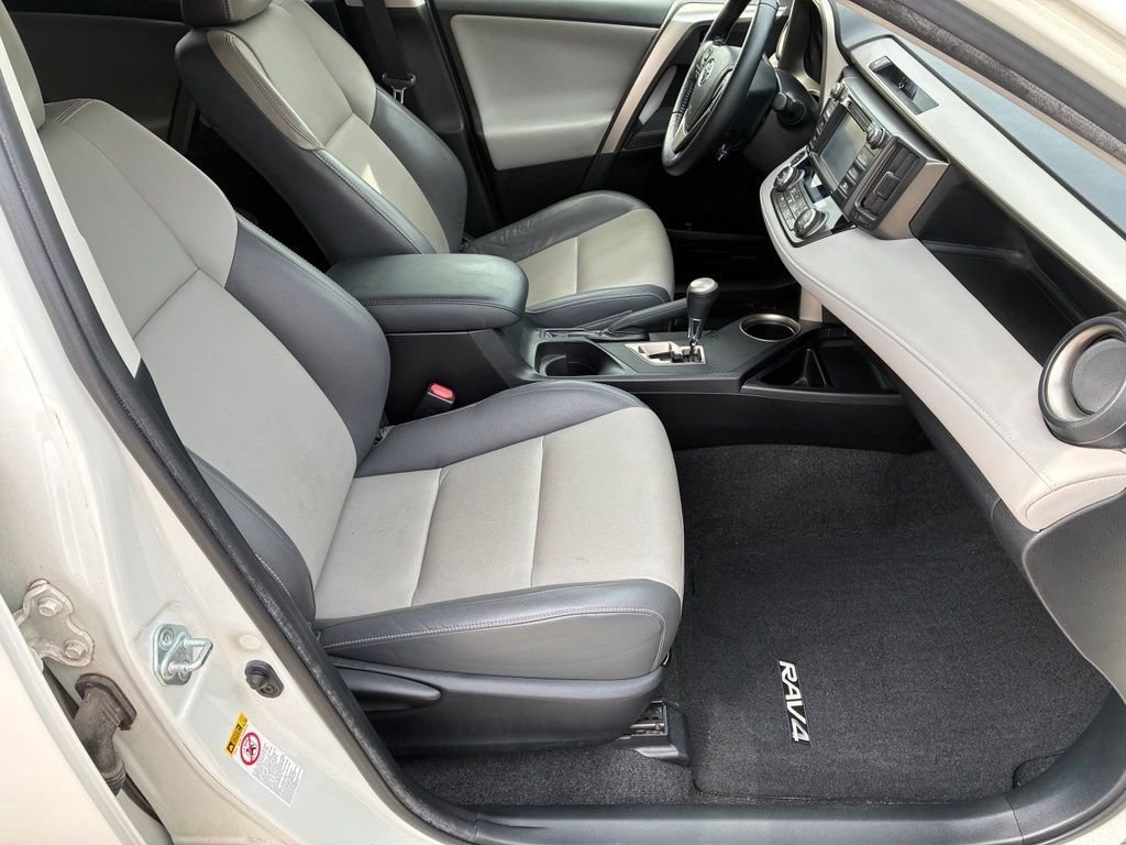 Used 2014 White Toyota Limited image 32