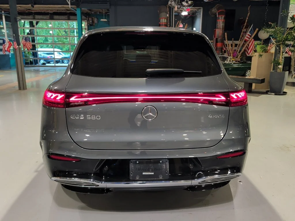 Used 2023 Gray Mercedes-Benz 580 image 15