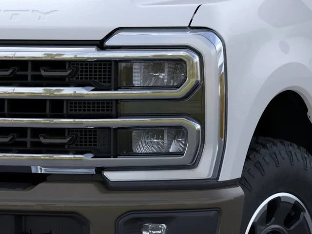 New 2026 Star White Metallic Tri-Coat Ford King Ranch image 18