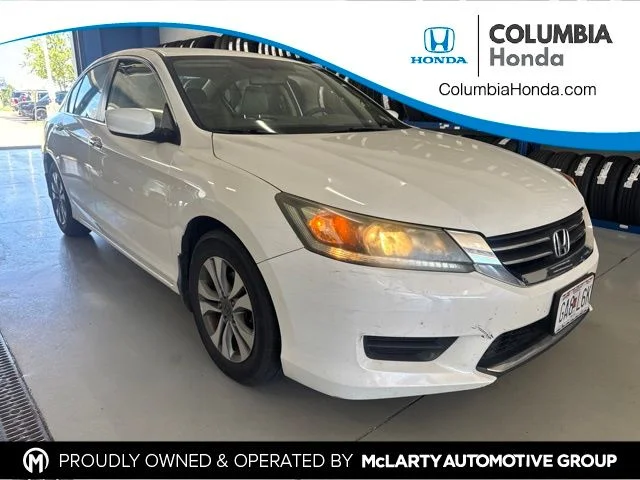 Used 2015  Honda LX image 1