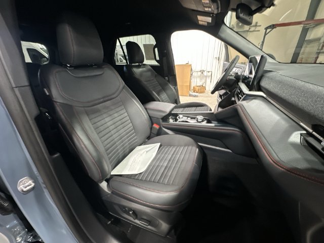 New 2027 Vapor Blue Metallic Ford ST-Line image 32
