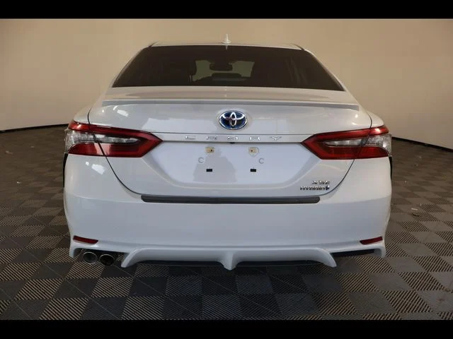 Used 2022 White Toyota XSE image 5
