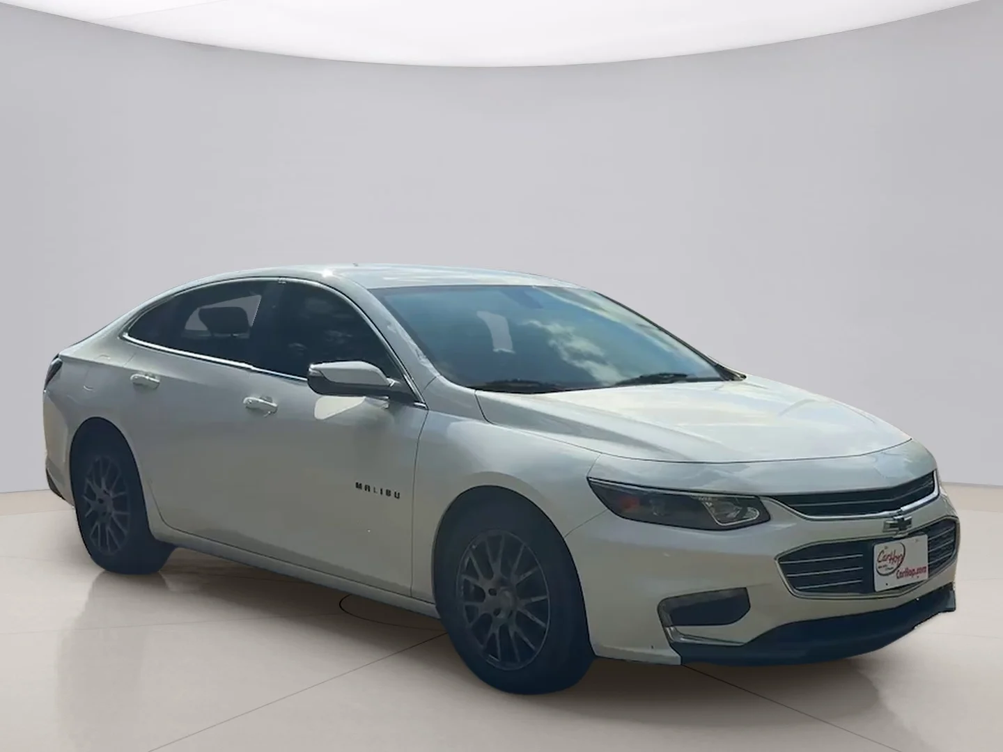 Used 2016 White Chevrolet 1LT image 7