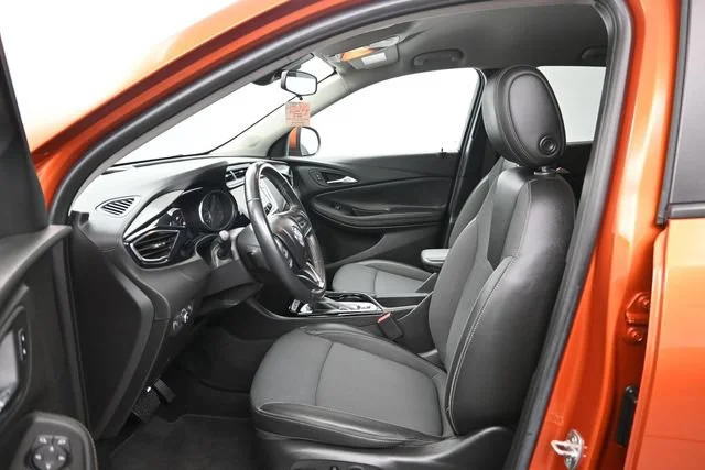 Used 2023 SUNSET GLOW METALLIC Buick Select image 9