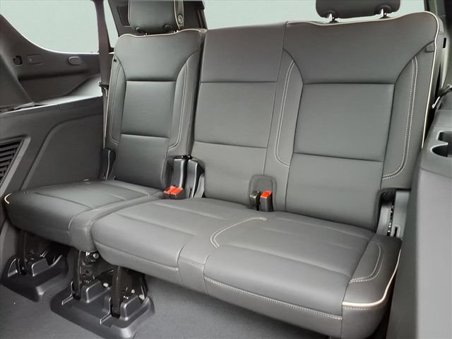New 2026 Dark Ash Metallic Chevrolet Premier image 19