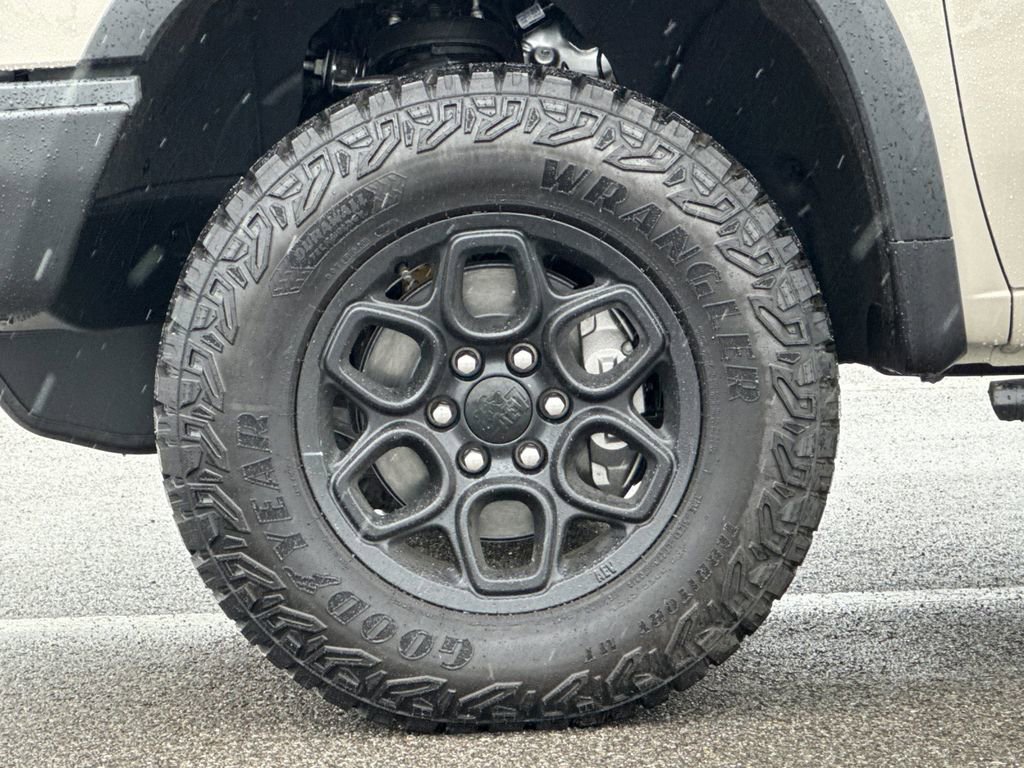 2026 Chevrolet Silverado 1500 ZR2 - Photo 24