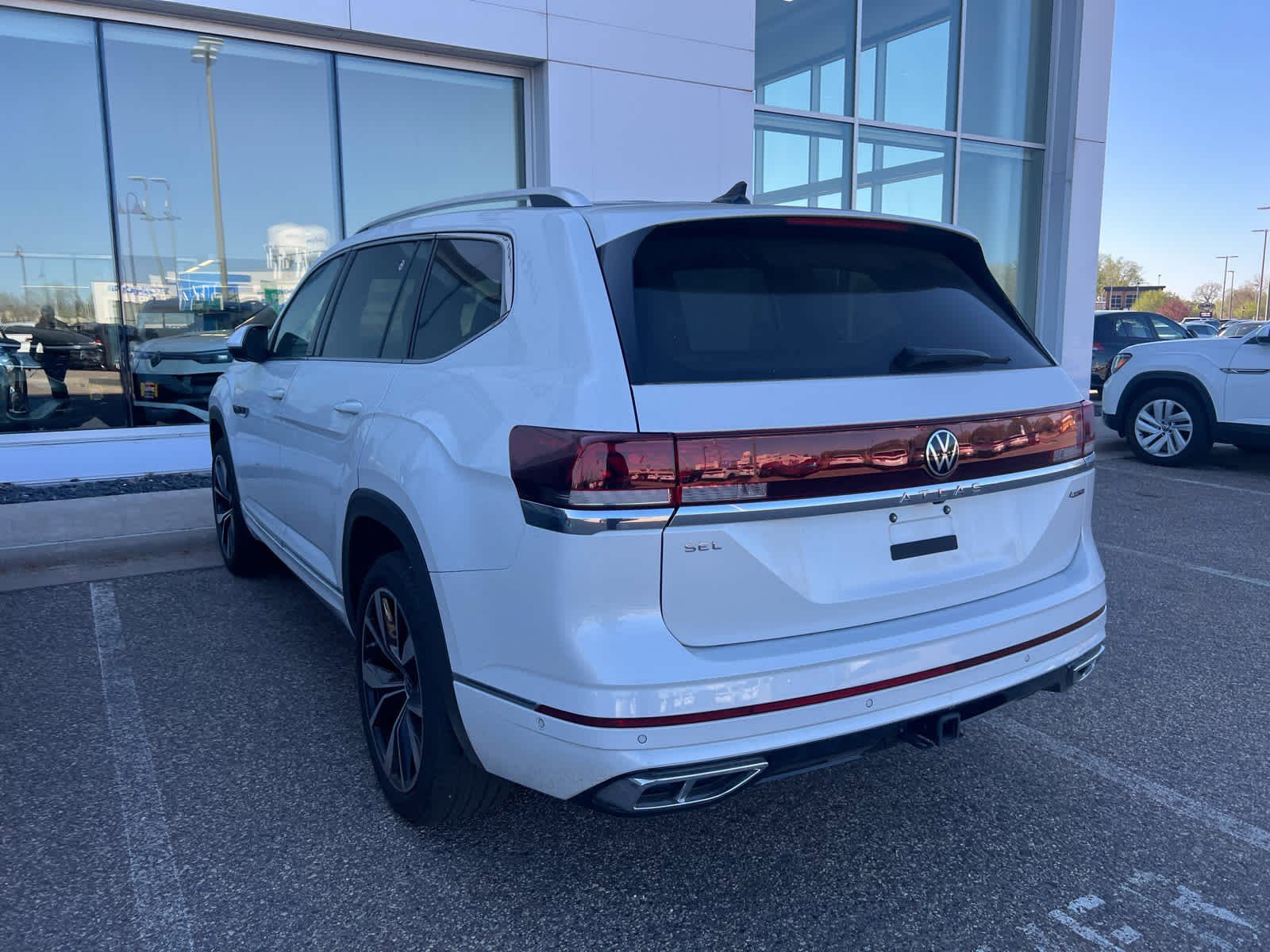 Certified 2026 Volkswagen Atlas SEL Premium R-Line with VIN 1V2FN2CA9TC500915 for sale in Brooklyn Center, Minnesota