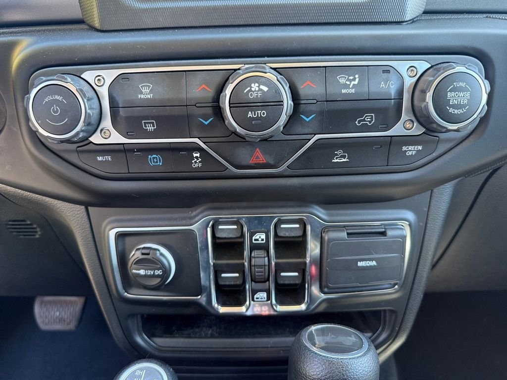 Used 2023 High Velocity Clearcoat Jeep Willys 4xe image 23