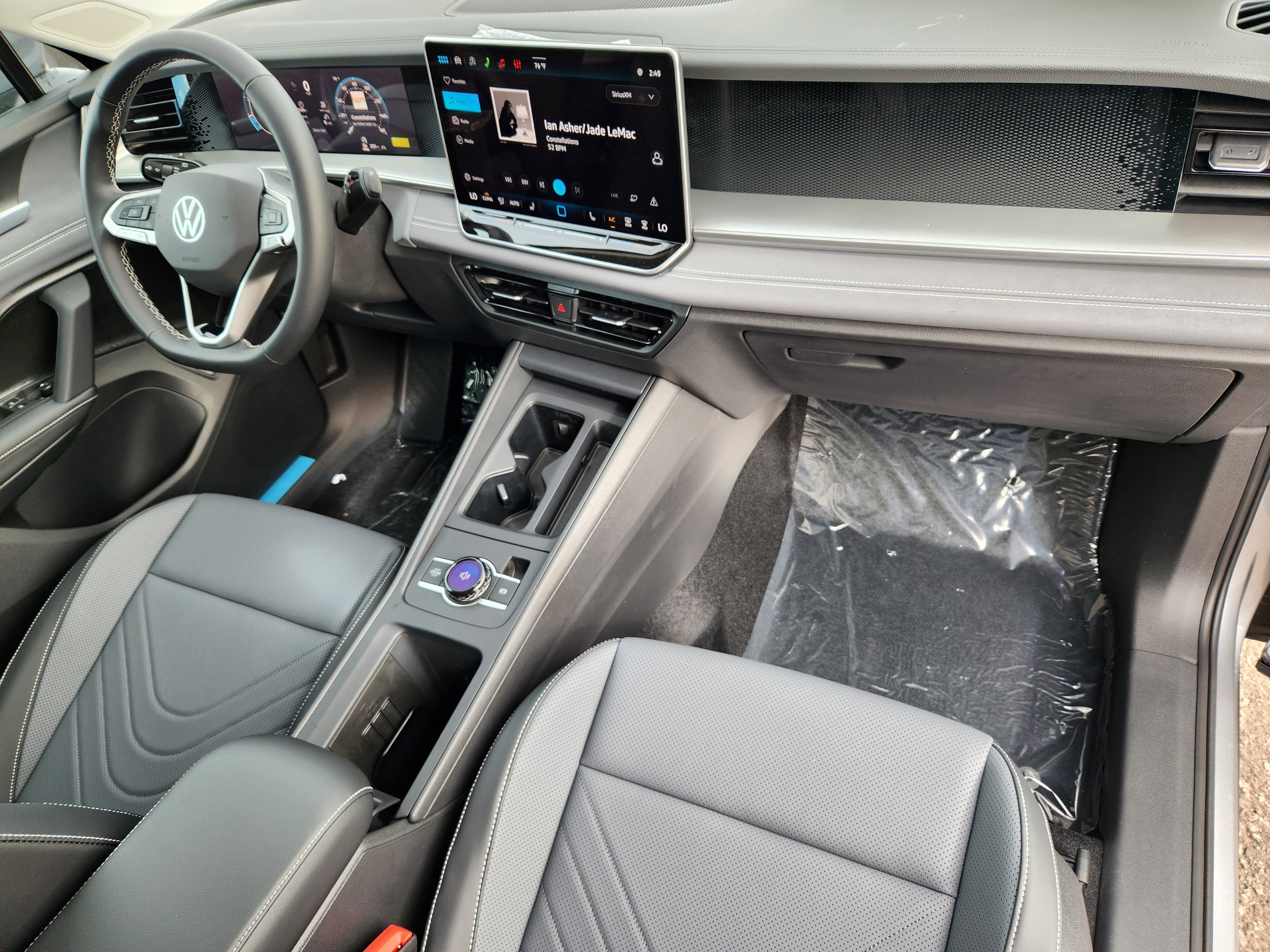 New 2026 Silver Volkswagen 2.0T SE image 14
