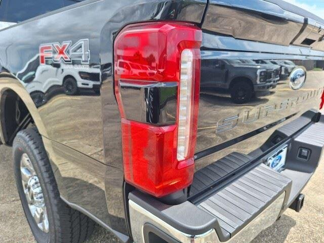 New 2026 Agate Black Metallic Ford F-250® Lariat® image 27