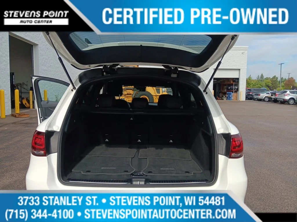Used 2022 Polar White Mercedes-Benz GLC 300 image 29