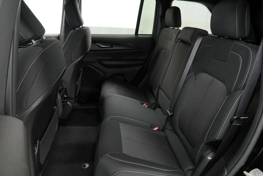 Used 2024 Black Jeep Laredo image 13