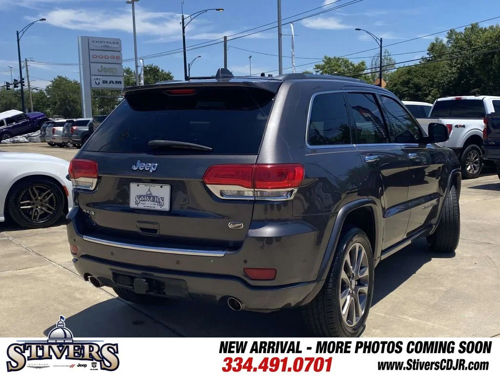 Used 2017 Gray Jeep Overland image 42