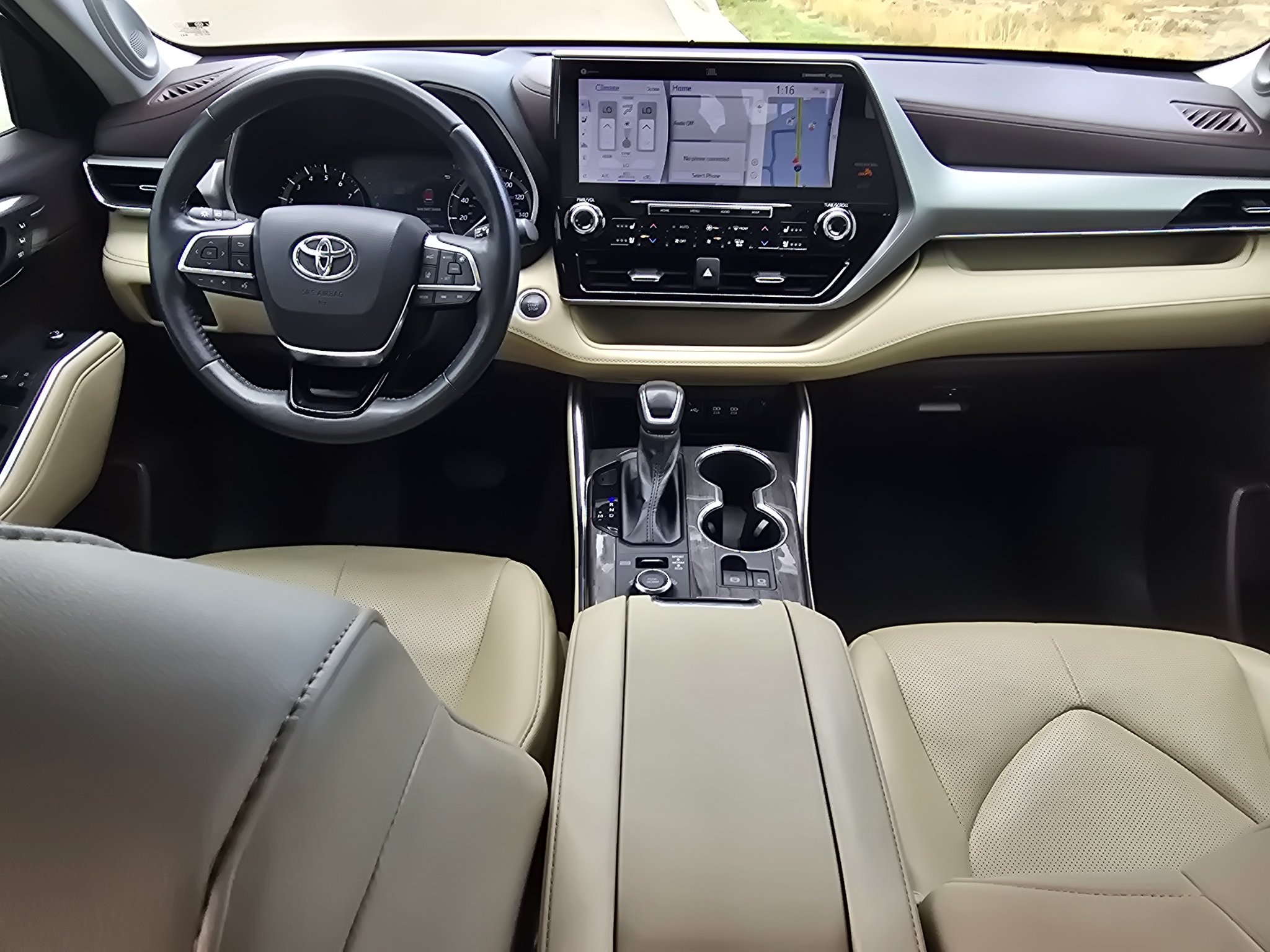 Used 2021 Midnight Black Metallic Toyota Platinum image 26