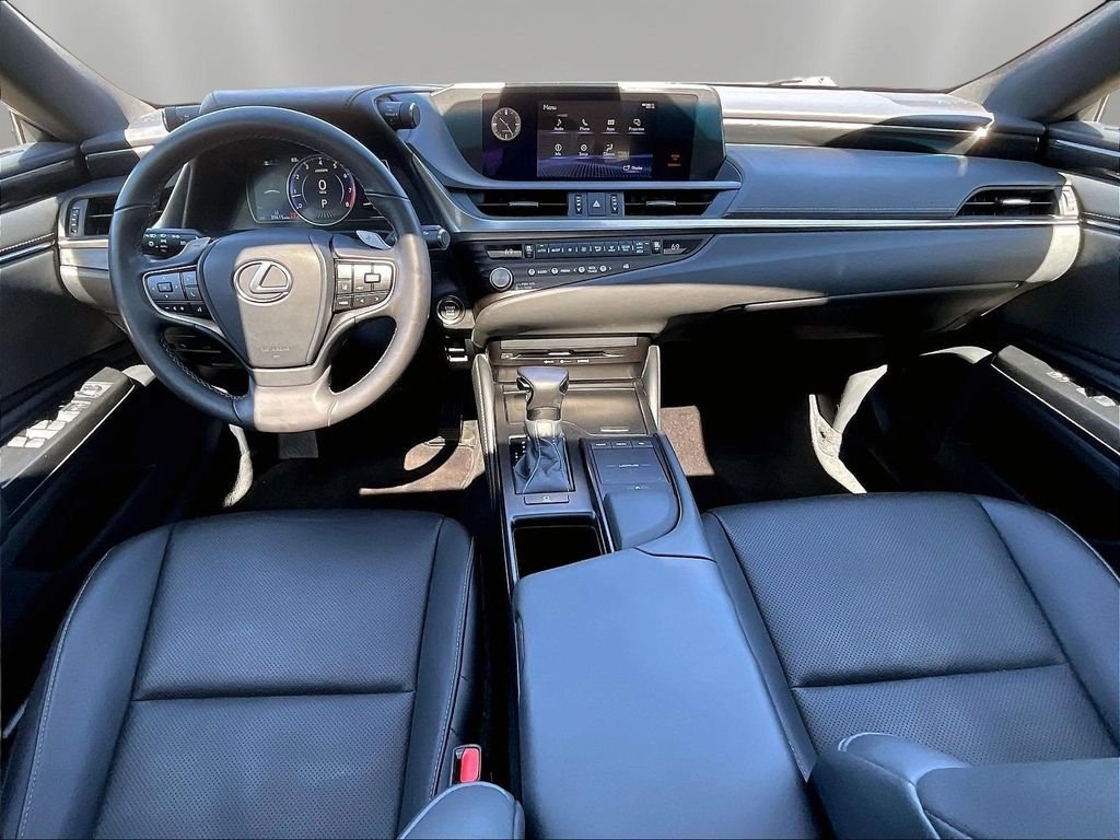 Used 2021 Gray Pearl Lexus 350 image 9
