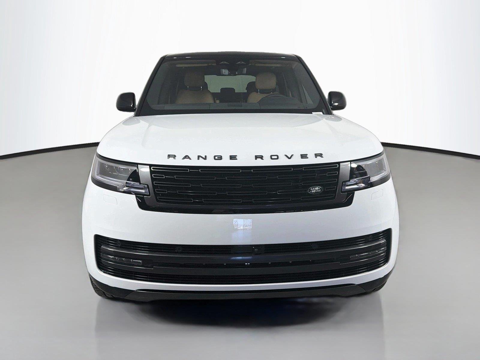 New 2026 Fuji White Land Rover SE image 2