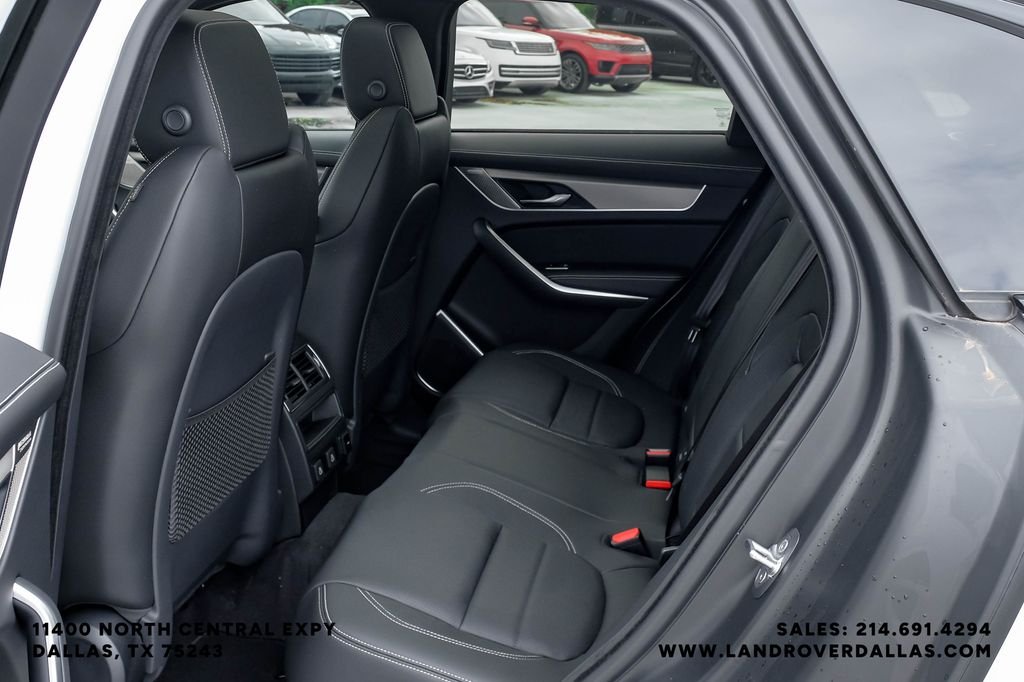 2026 Jaguar F-Pace R-Dynamic S - Photo 42