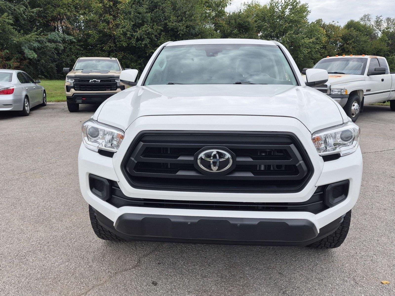 Used 2023 Ice Cap Toyota SR image 8